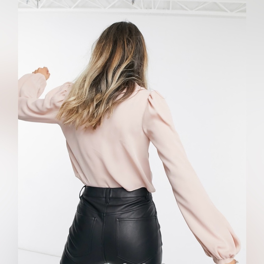 Dex Ruffle Tie Front Blouse - Picture 5 of 14